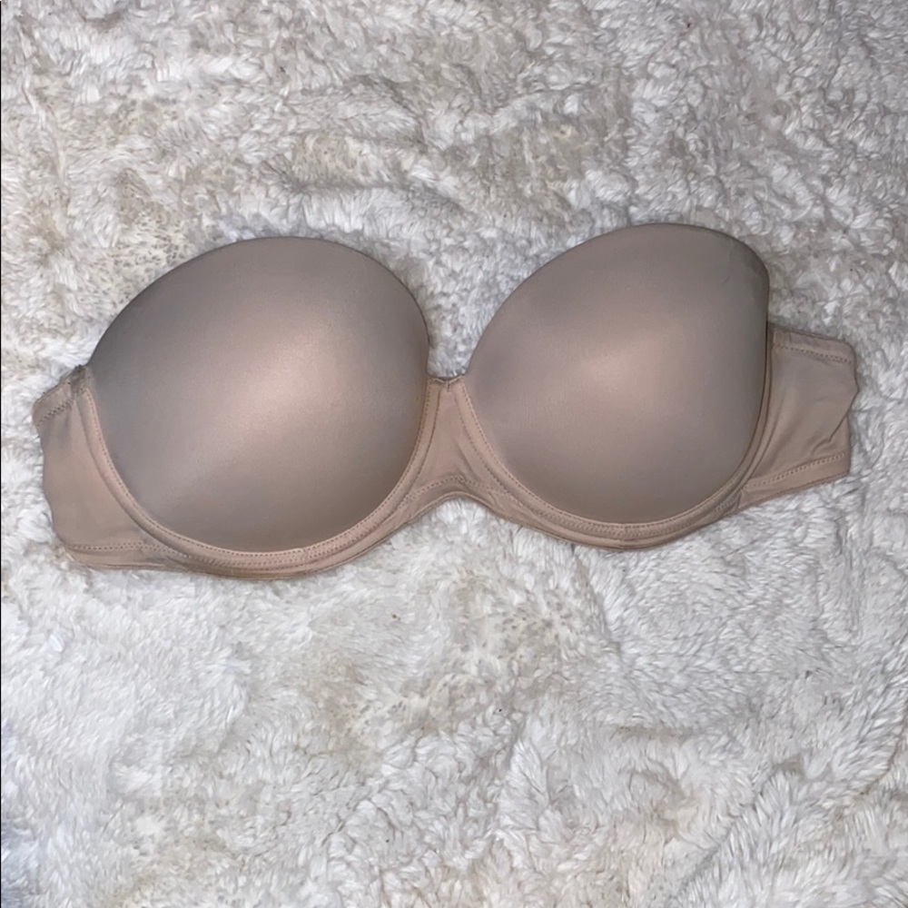 36C Victoria Secret Nude Strapless Bra